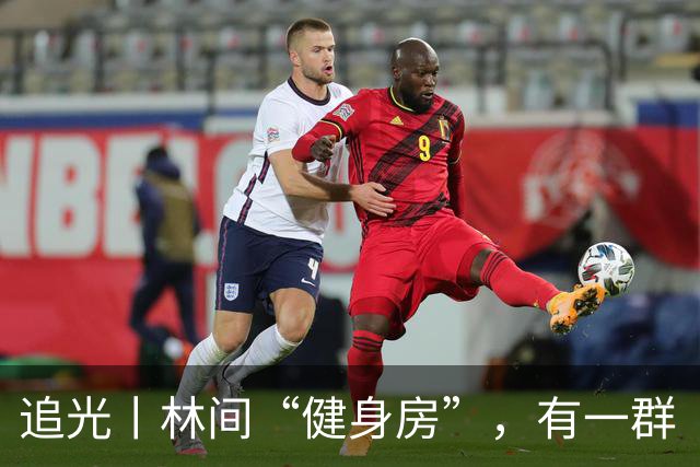 追光丨林间“健身房”，有一群“硬核”健身老人